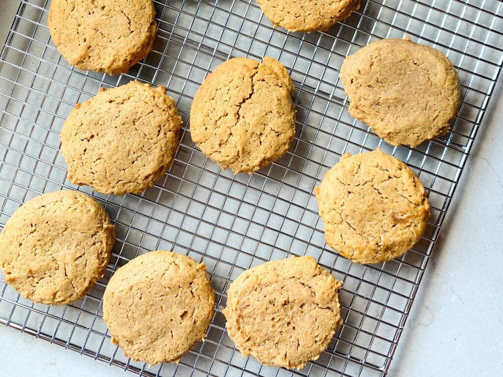 pumpkin peanut butter cookies on cooling rack